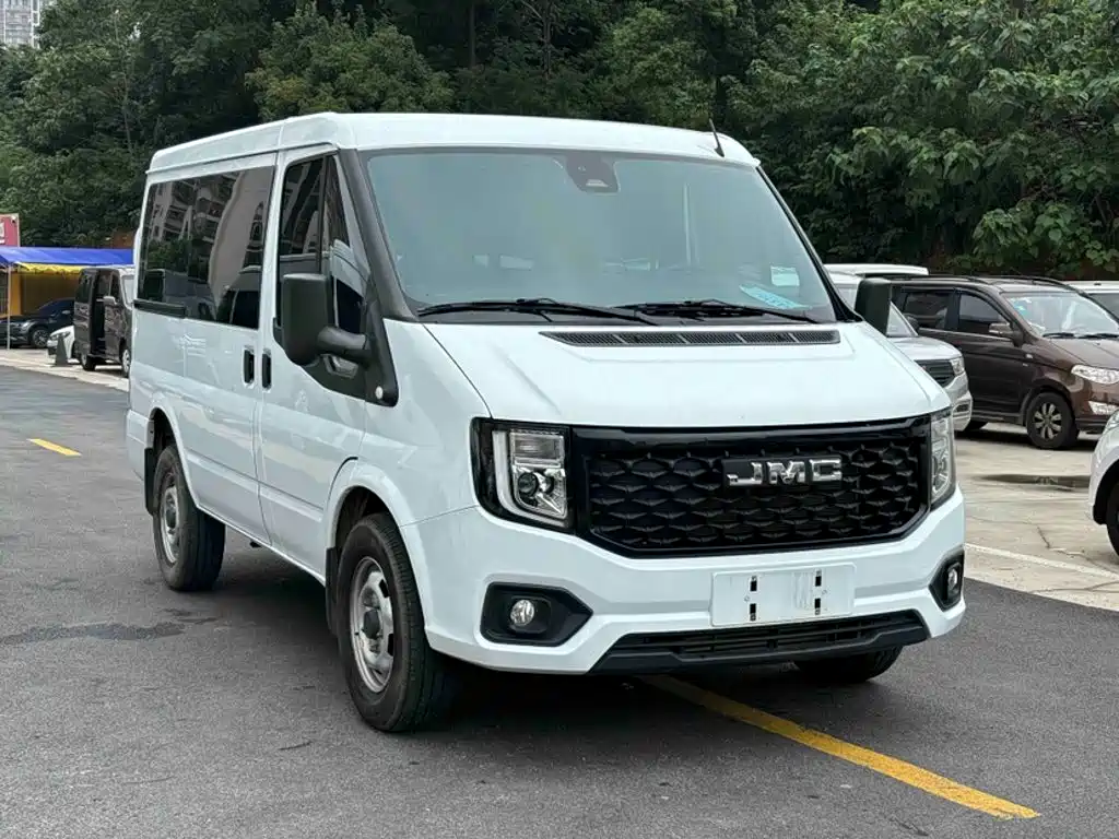 Jiangling JMC Fushun 2026 2023 2.0T Manual Short Wheelbase Low Roof Commercial MPV 6 Seats with Lift-up Tailgate