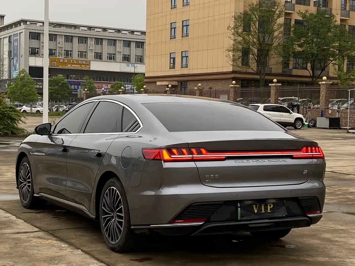 BYD Han 2020 EV Extended Range Luxury фото 9