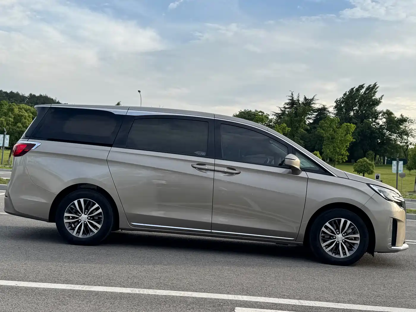 BUICK GL8