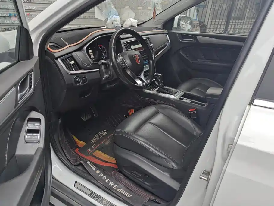 Фото 9 - Roewe RX5