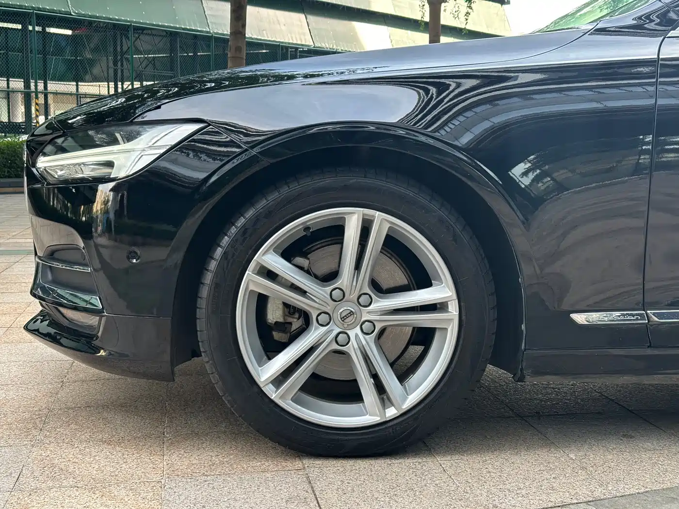 Фото 5 - Volvo S90