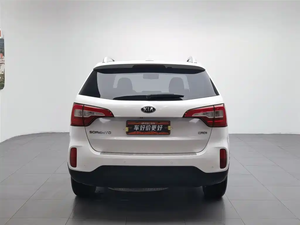 Photo 4 - Kia Sorento