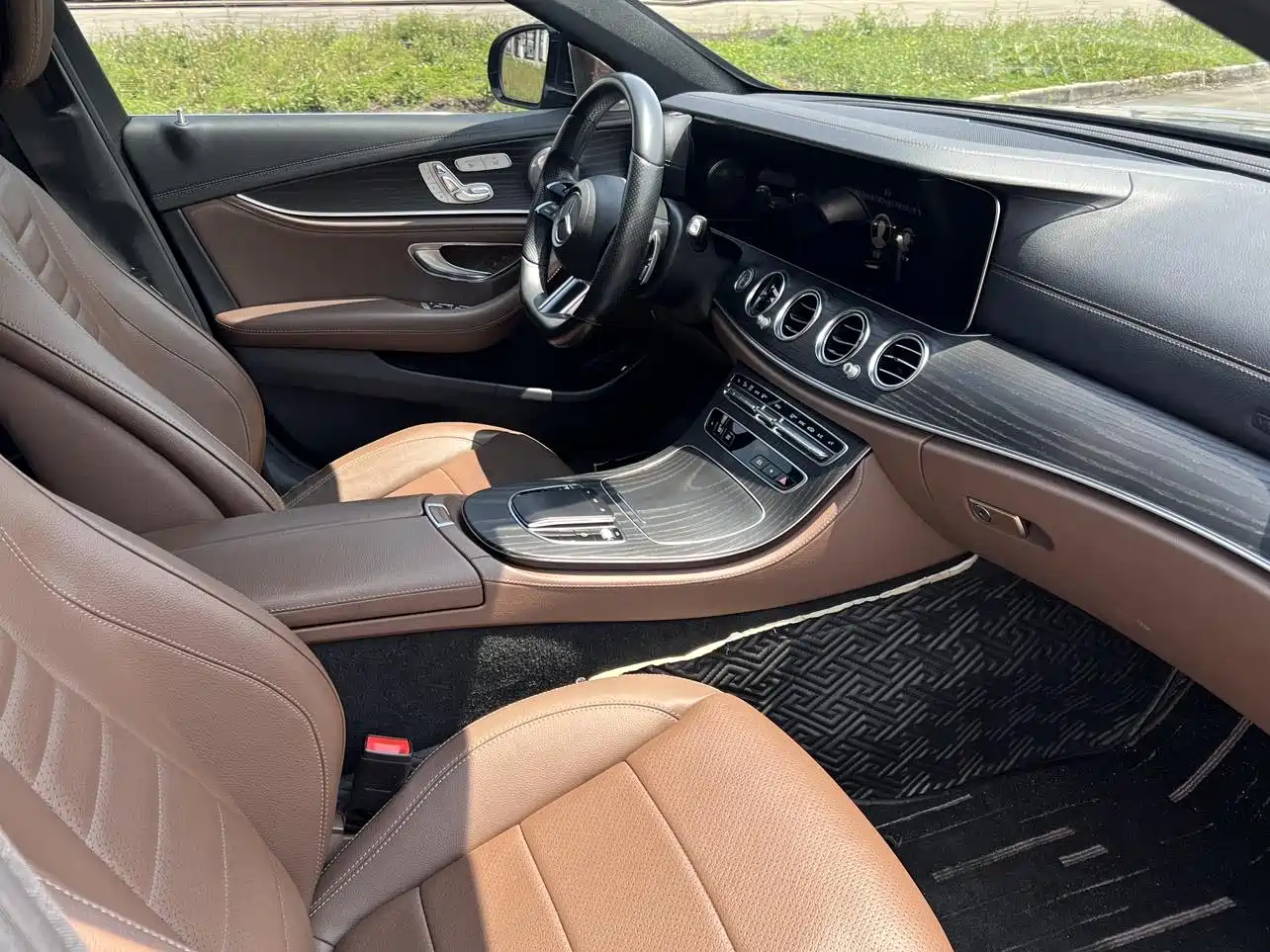 Mercedes-Benz E-Class 2021 E 300 L Fashion фото 6