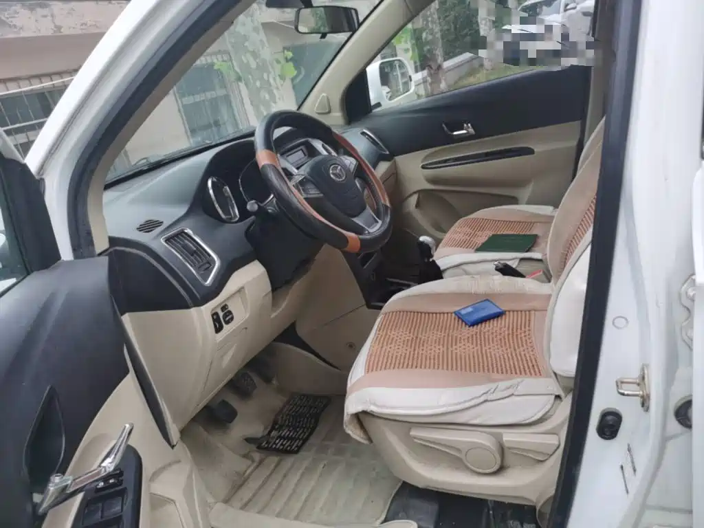 Weichai Yingzhi Enranger G3 2014 2014 1.5L Manual Luxury Edition