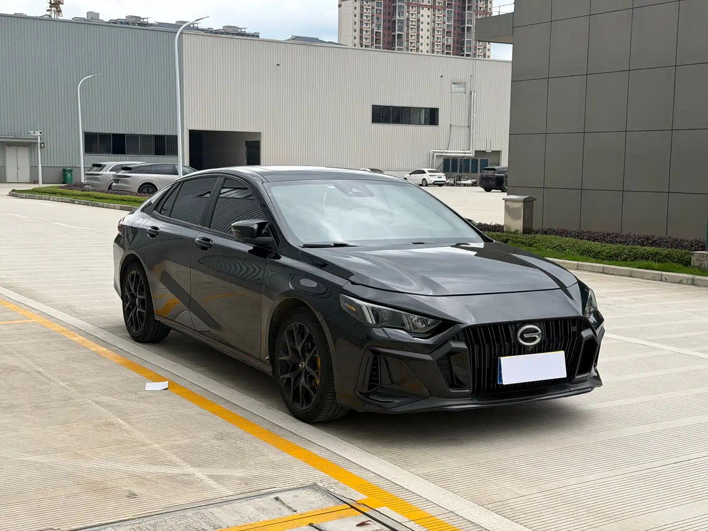 GAC Trumpchi Trumpchi Emkoo 2023 270T DCT J16 Edition фото 3