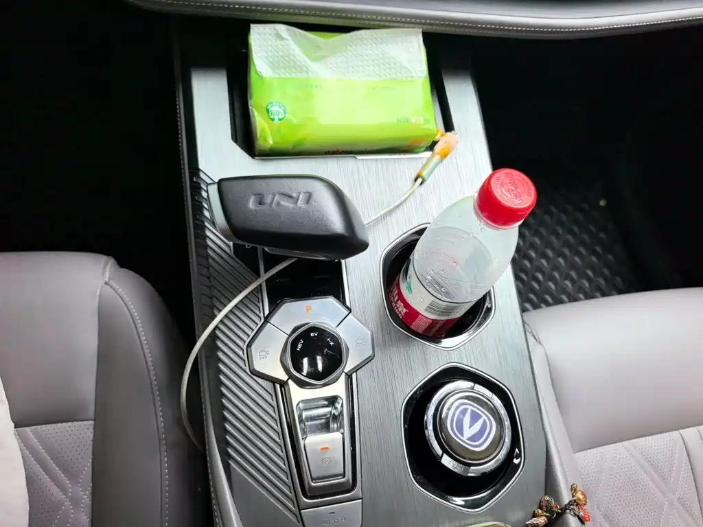 Changan UNI-K iDD 2023 2023 Smart Electric iDD 1.5T 135km Intelligent Leader
