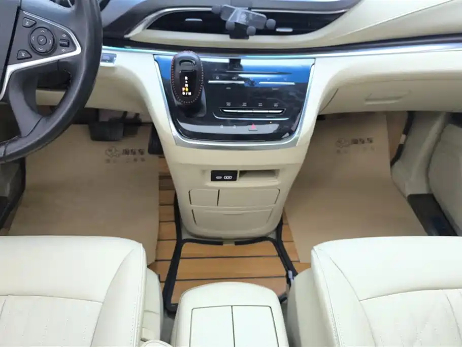Buick GL8 2023 Land Business Class 652T Luxury фото 16