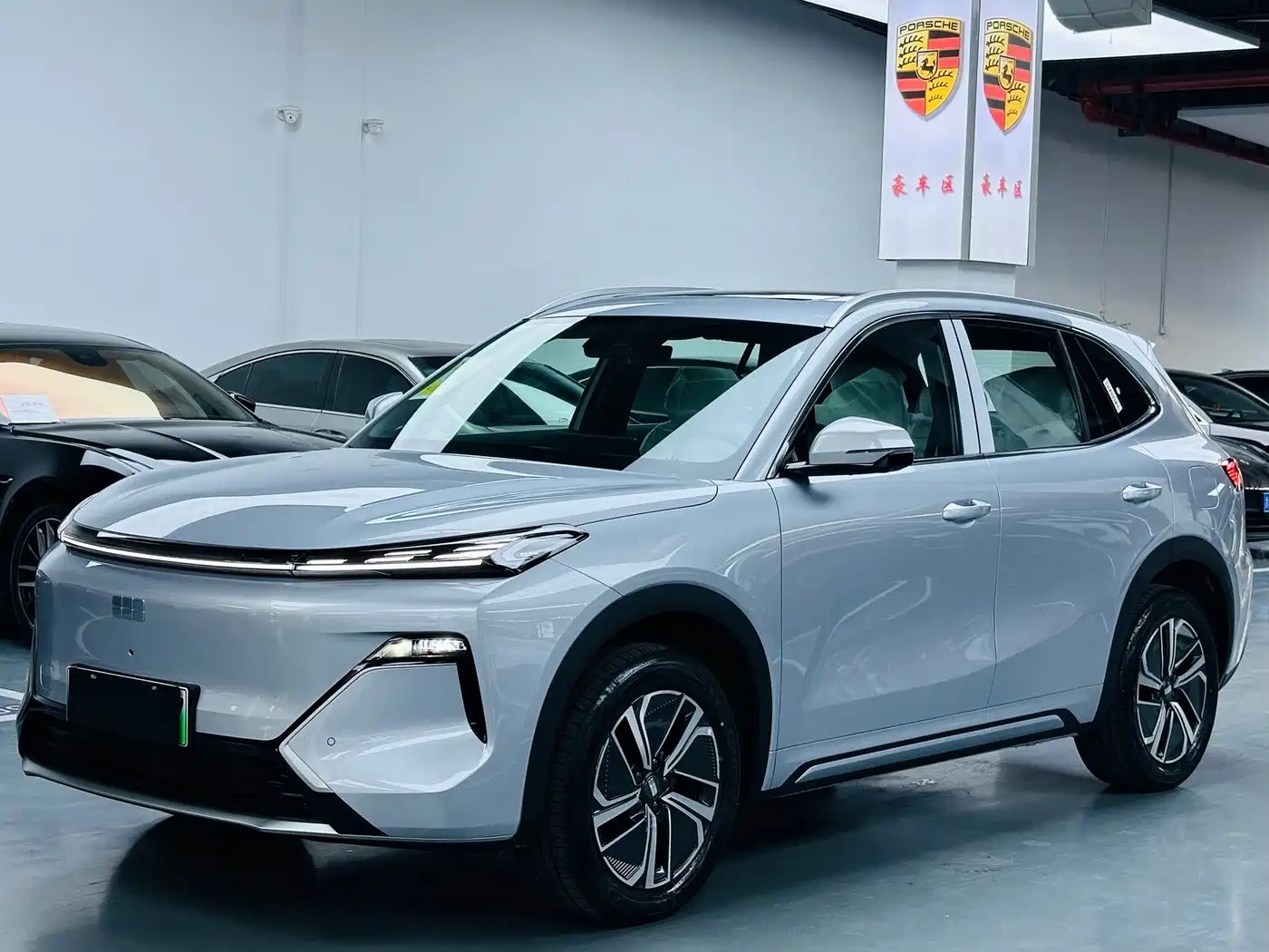 Geely Galaxy Galaxy Starship 7 EM-i 2025 Model 120km Explorer+ Edition