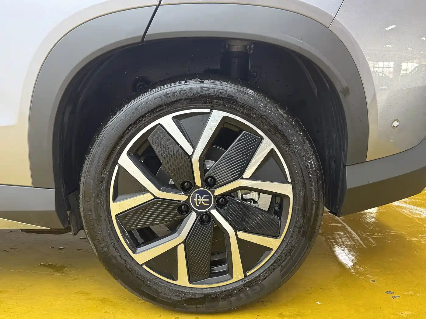BYD Song L DM-i 2026 2026 DM-i Intelligent Driving Edition 135KM Base Model