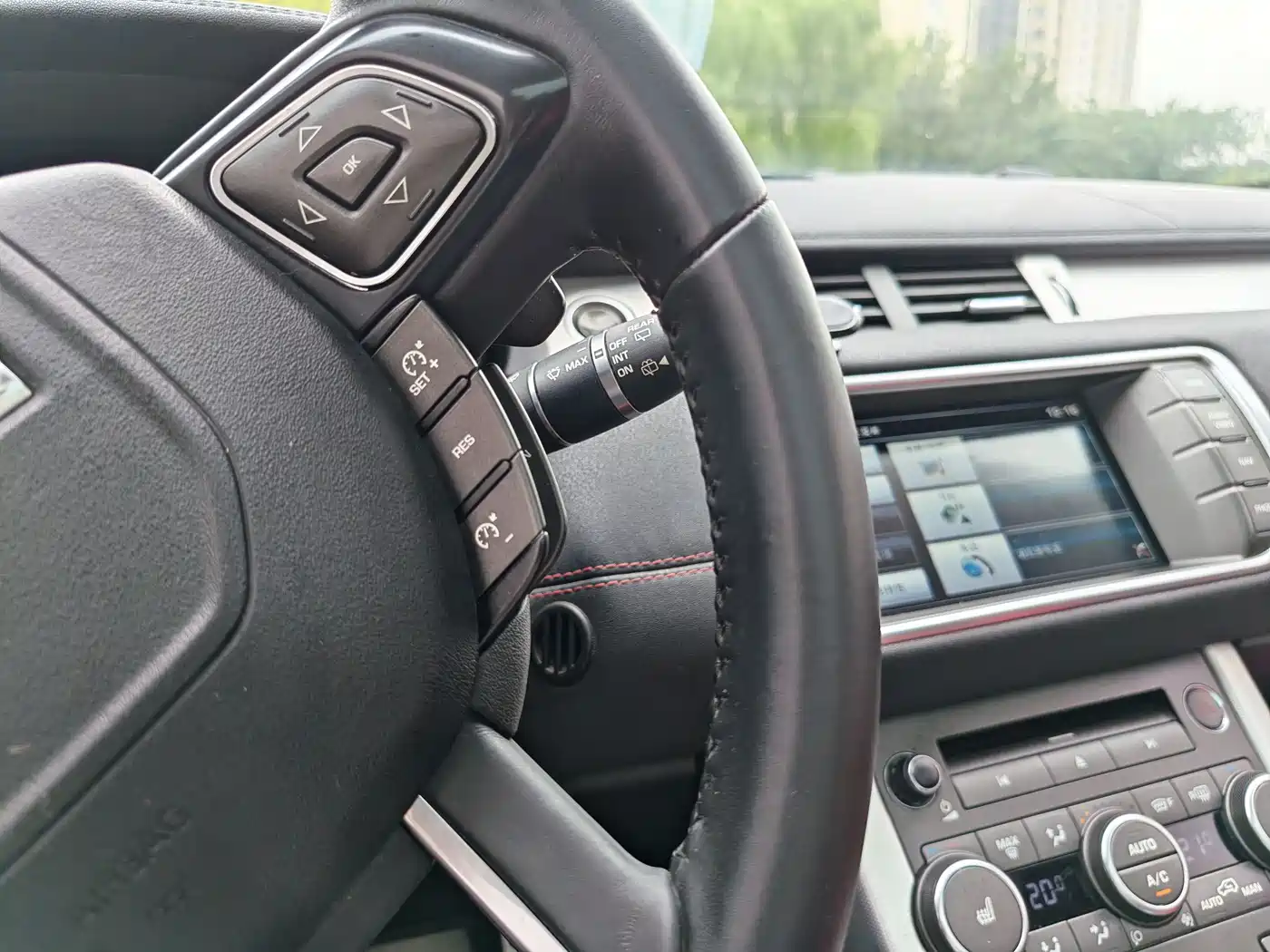 Land Rover Range Rover Evoque (Import) 2014 2.0T 5-door Brilliance Sport фото 21