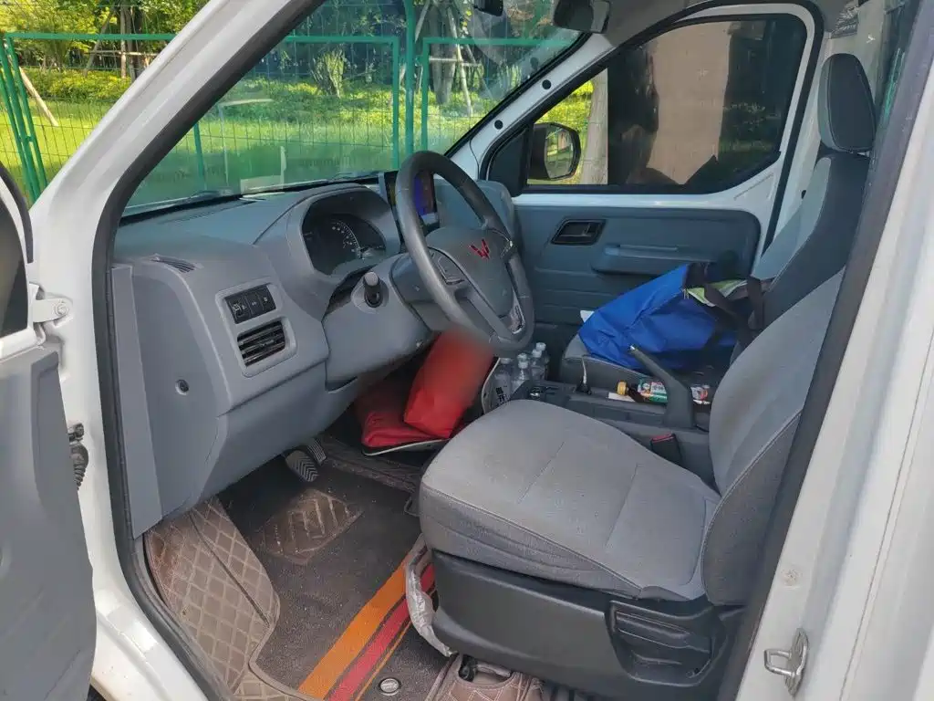 Wuling Motors Wuling Yangguang 2025 2025 400km Bus Comfort Edition