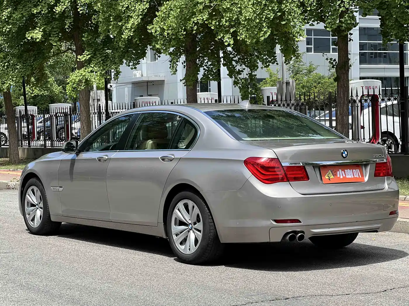BMW 7 Series 2009 Model 740Li Leading Edition фото 28