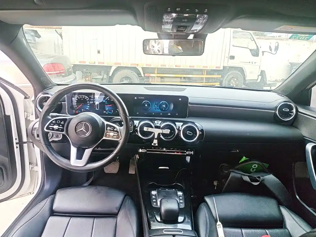 Photo 10 - Mercedes-Benz A-Class