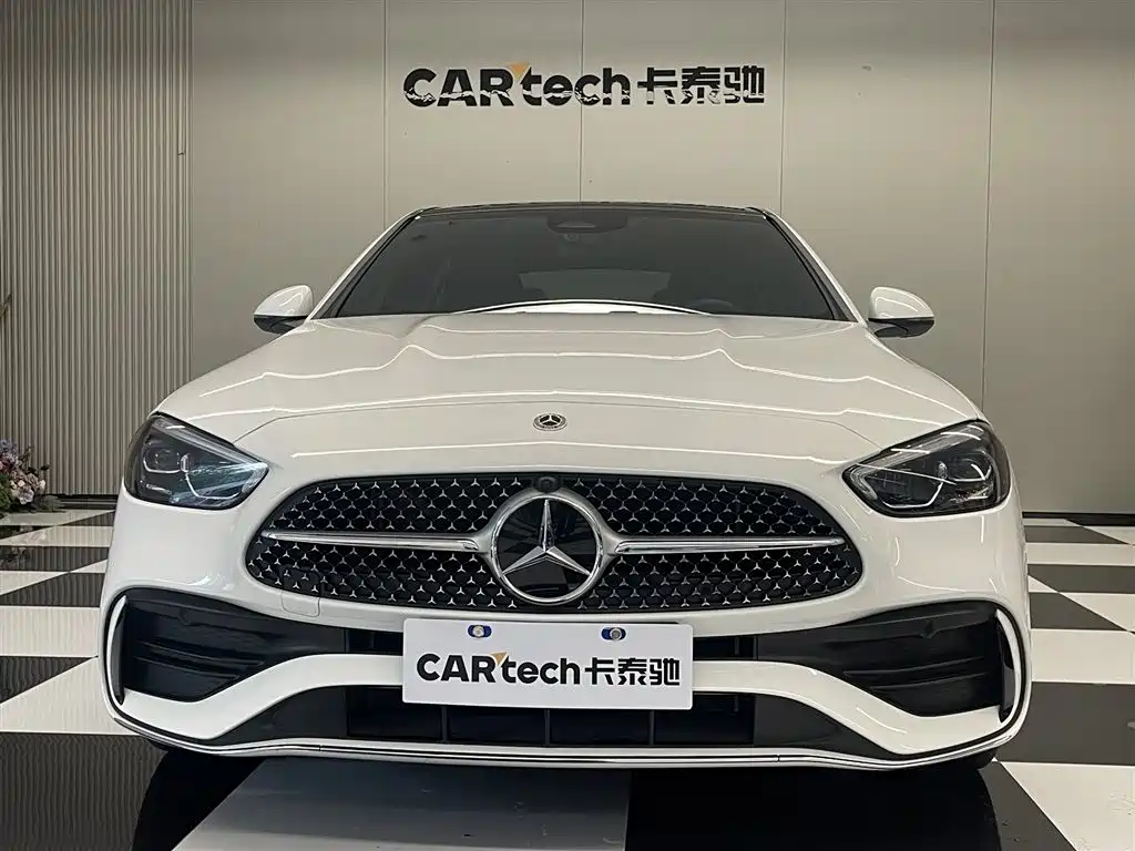 Mercedes-Benz C-Class 2024 Facelift C 260 L фото 3