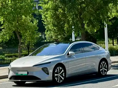 NIO ET7