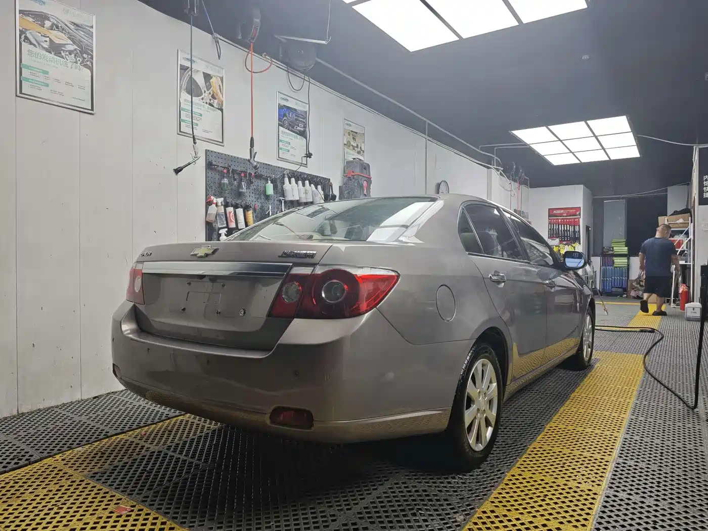 Chevrolet Epica 2013 1.8 SX Luxury AT фото 7