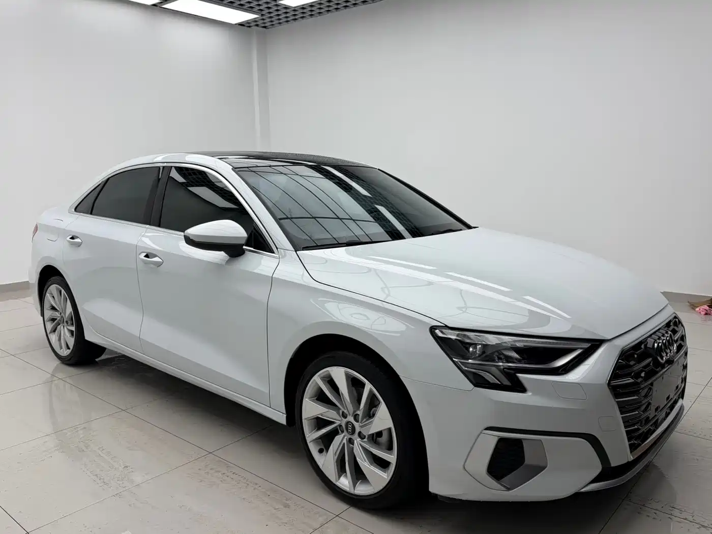 Audi A3 2023 A3L Limousine 35 TFSI Fashion Elegance фото 2
