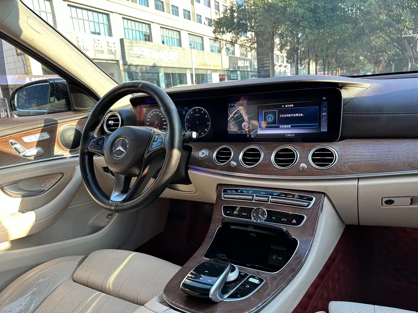 Mercedes-Benz E-Class 2018 E 200 L 4MATIC фото 7