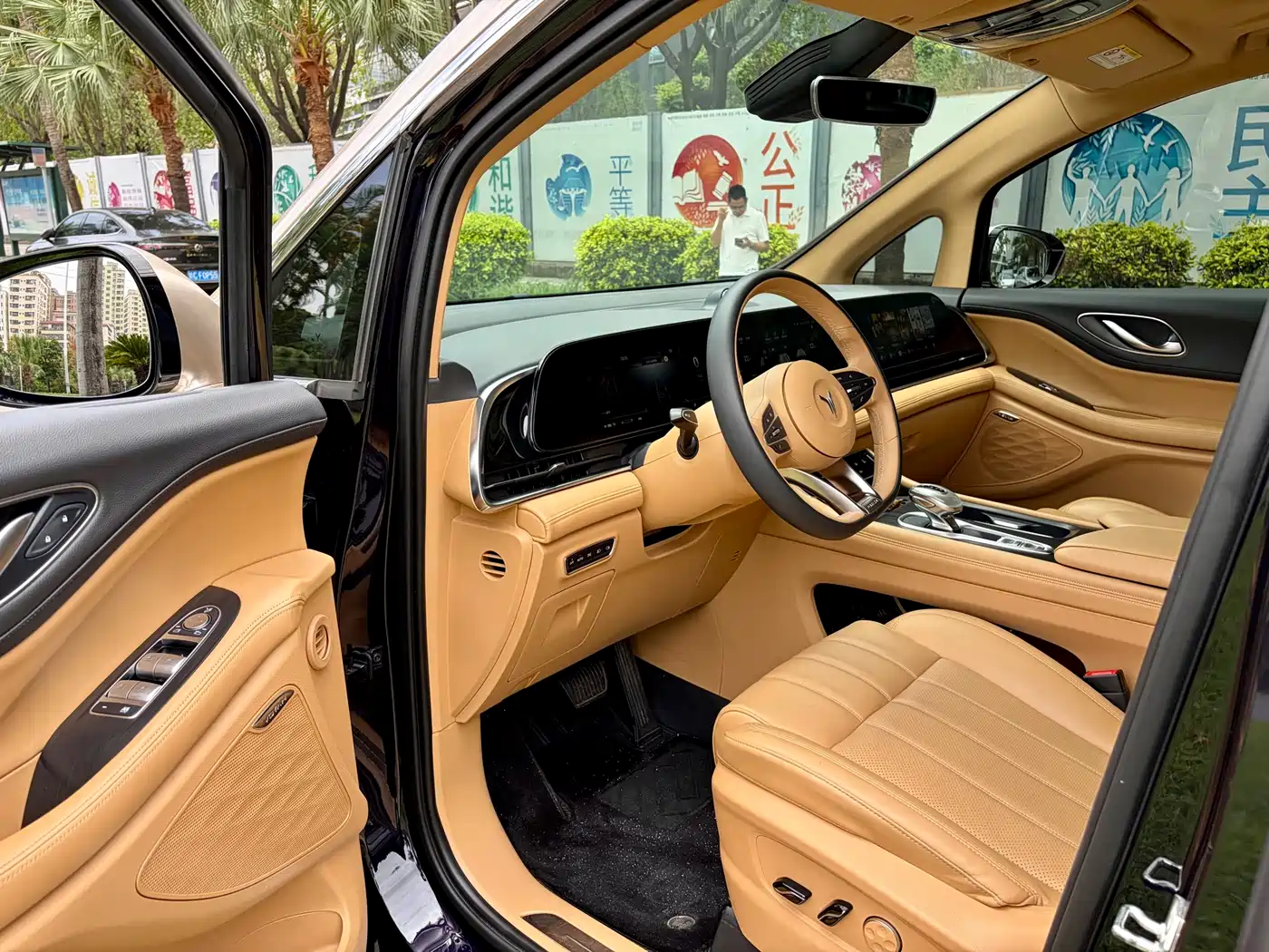 Voyah Auto Voyah Dreamer 2022 Low-carbon Edition Think+Smart Driving Package фото 8