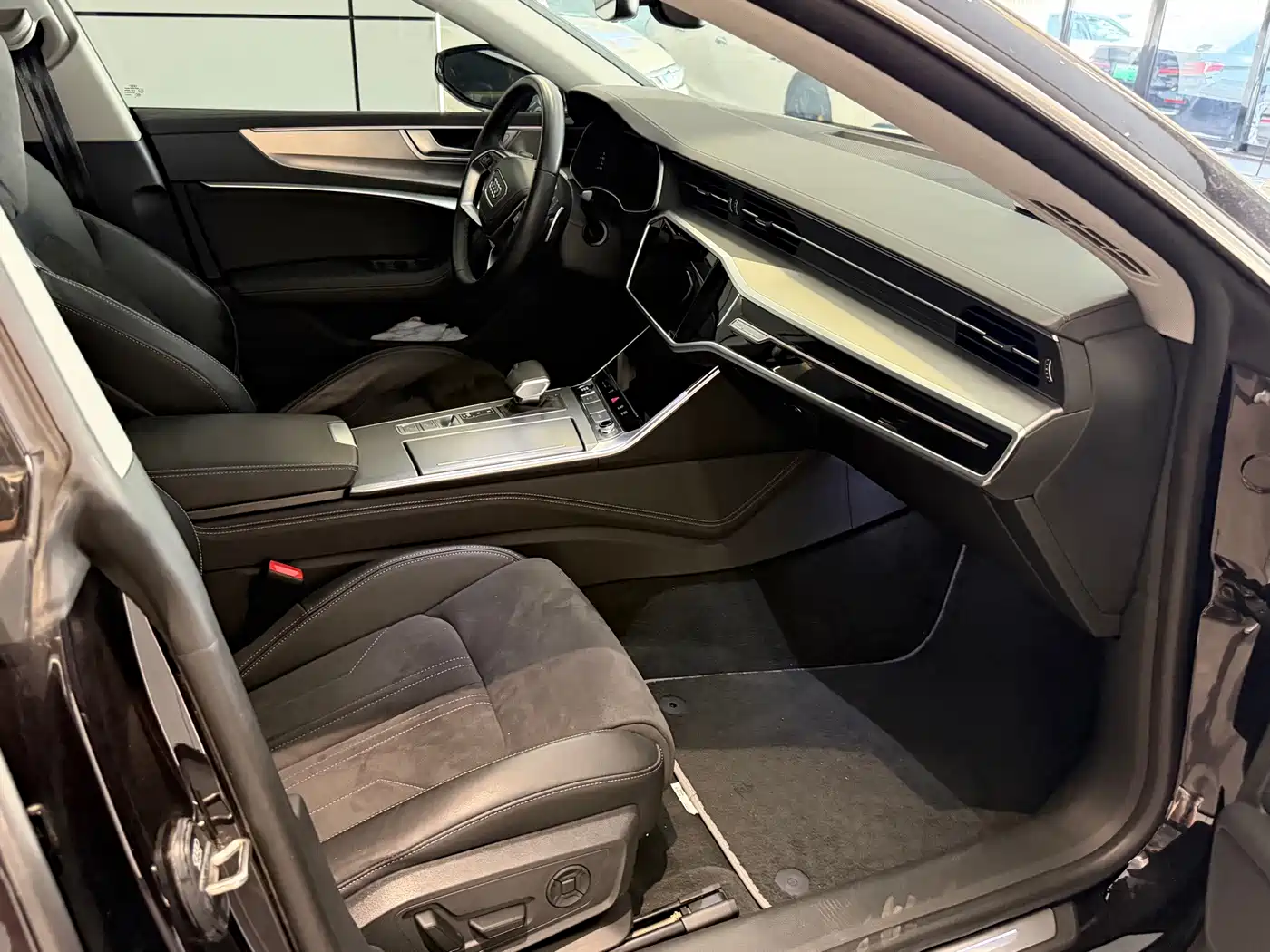 Audi A7L 2025 2024 45 TFSI Luxury