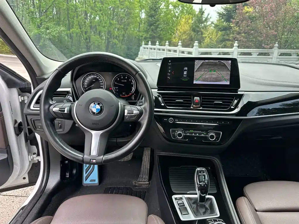 BMW 1 Series 2021 Facelift 120i M Sport Shadow Edition фото 16
