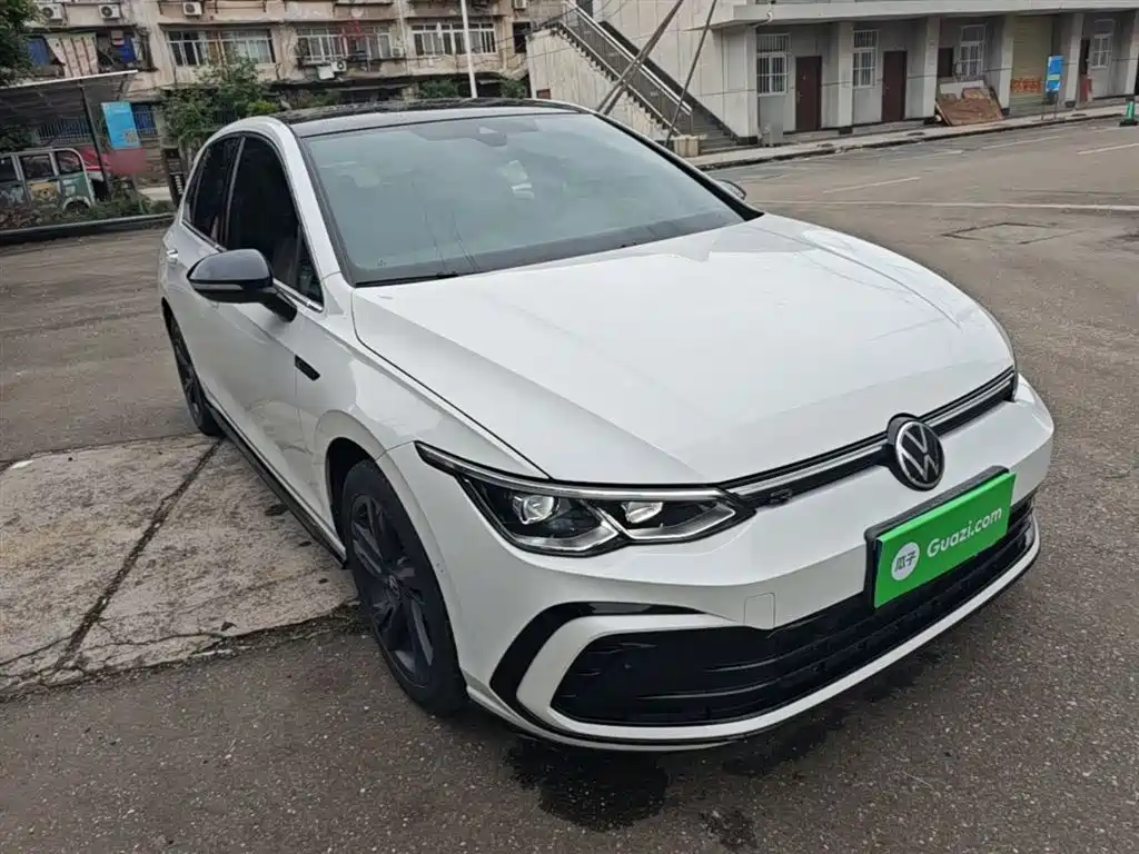 Volkswagen Golf 2021 280TSI DSG R-Line фото 4