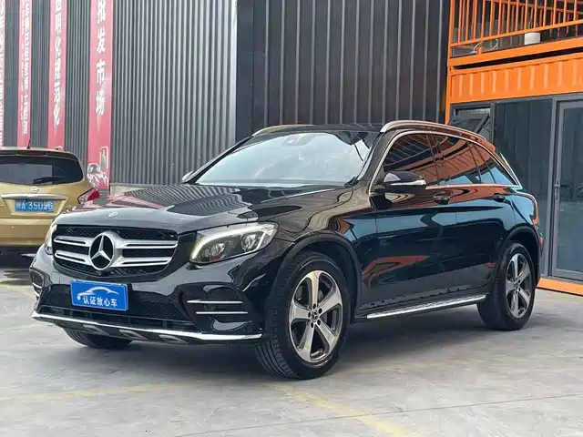 MERCEDES-BENZ GLC