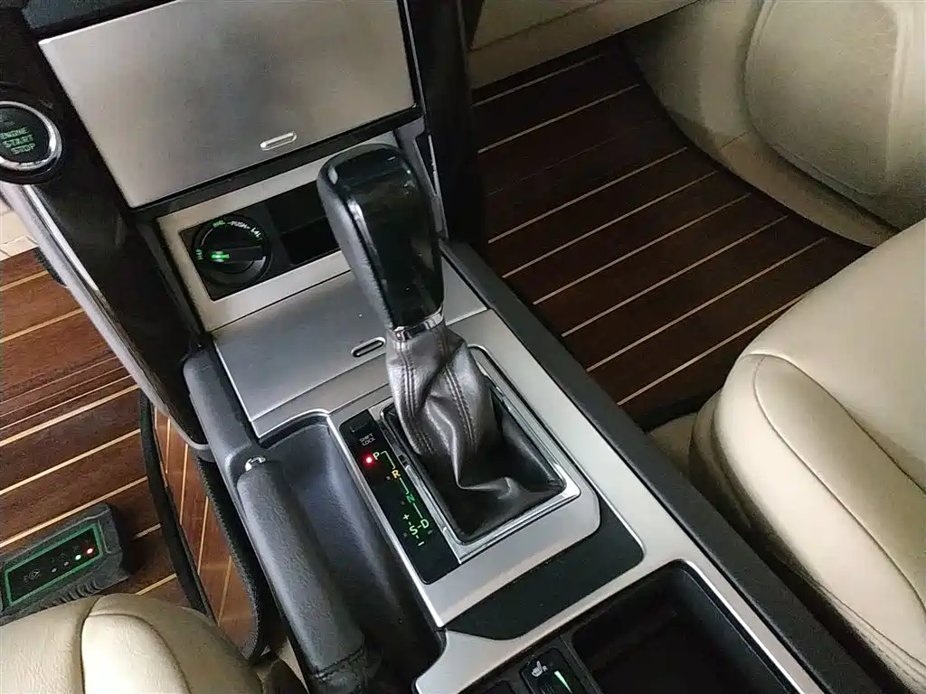 Toyota Prado 2016 2.7L Auto Standard Edition фото 10