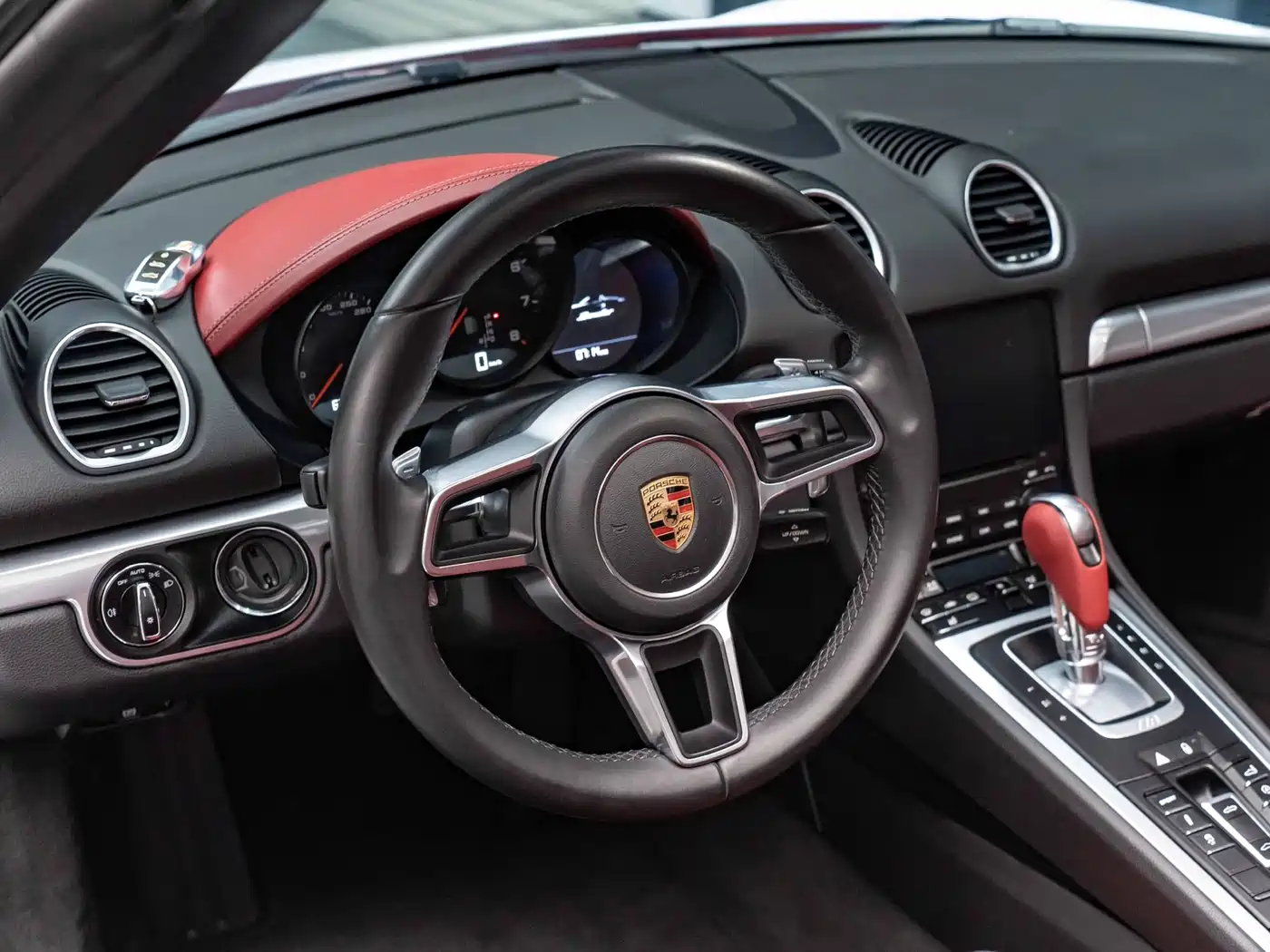 Porsche 718 2016 Boxster 2.0T фото 11