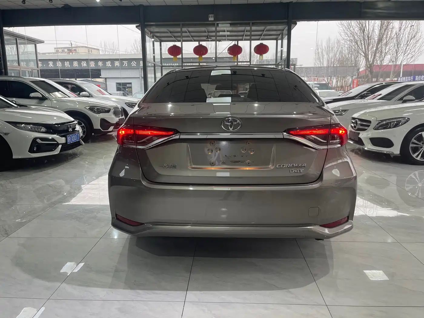 Toyota Corolla 2019 1.2T S-CVT GL-i Luxury Edition фото 8