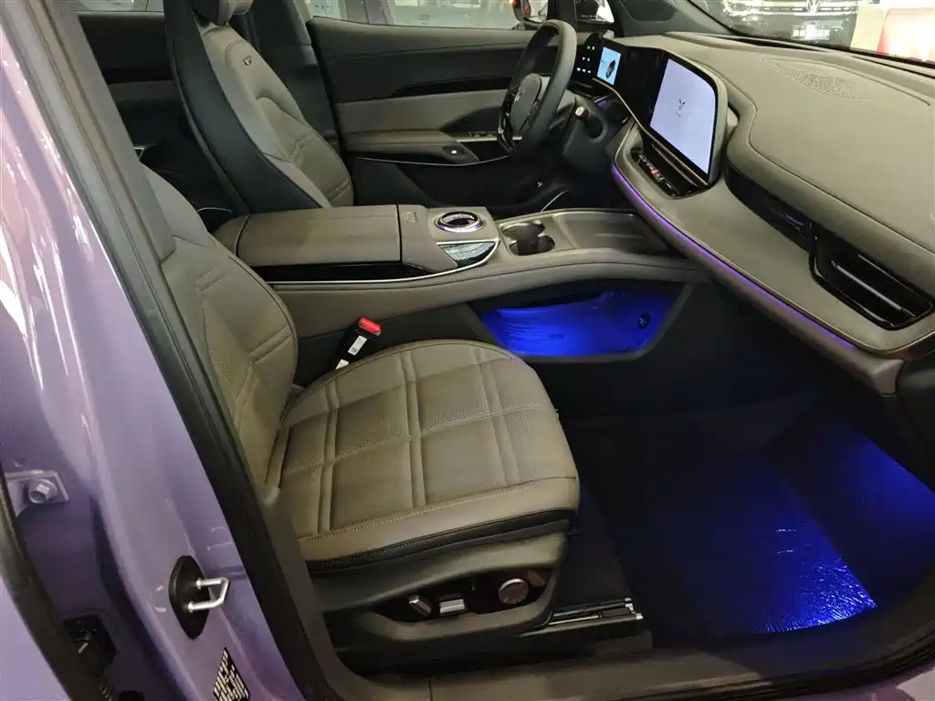 Hongqi Tian Gong 08 2025 730 Smart Selection Edition фото 25