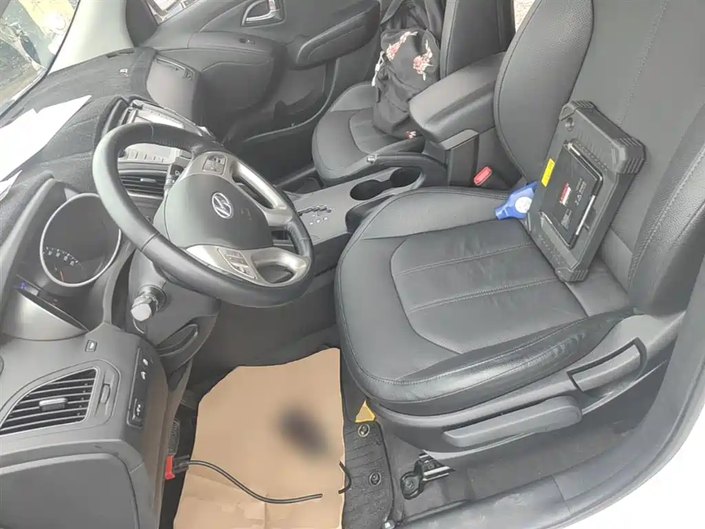 Hyundai Beijing Hyundai ix35 2013 2.0L Auto 2WD Smart GLS China IV фото 15