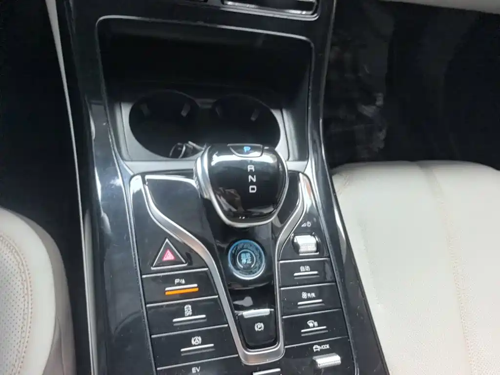 Фото 14 - BYD Qin PLUS