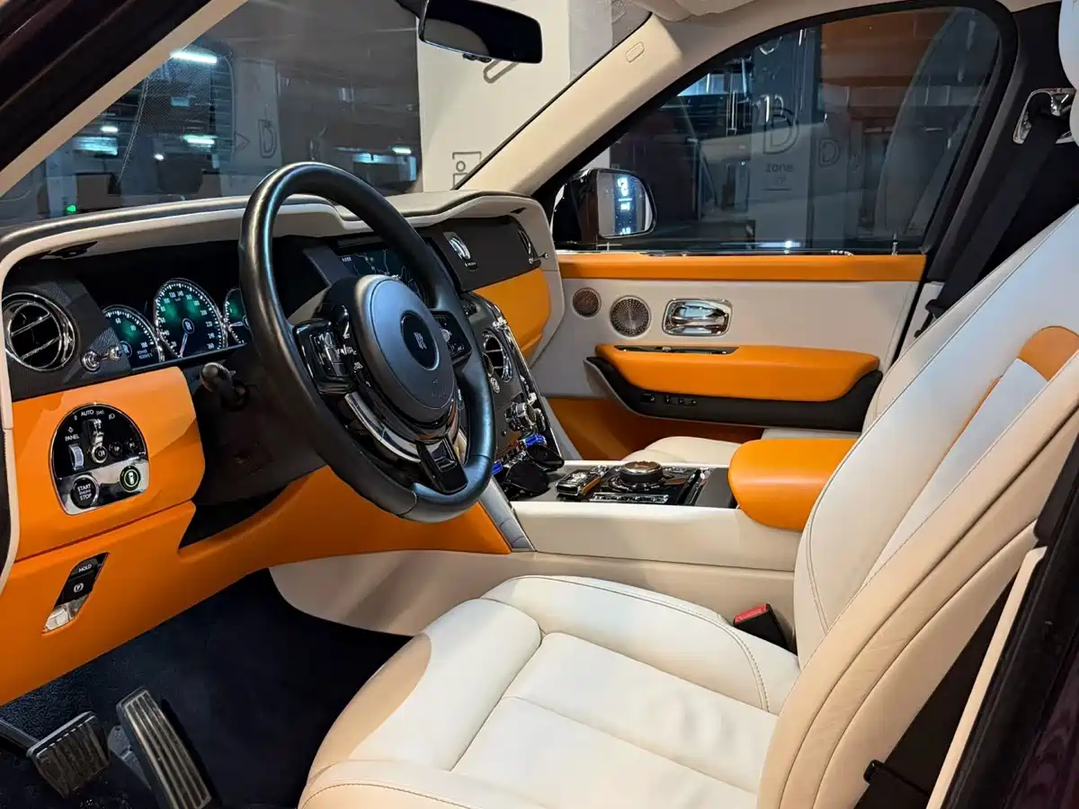 Rolls-Royce Cullinan 2018 5-Seater Version фото 15