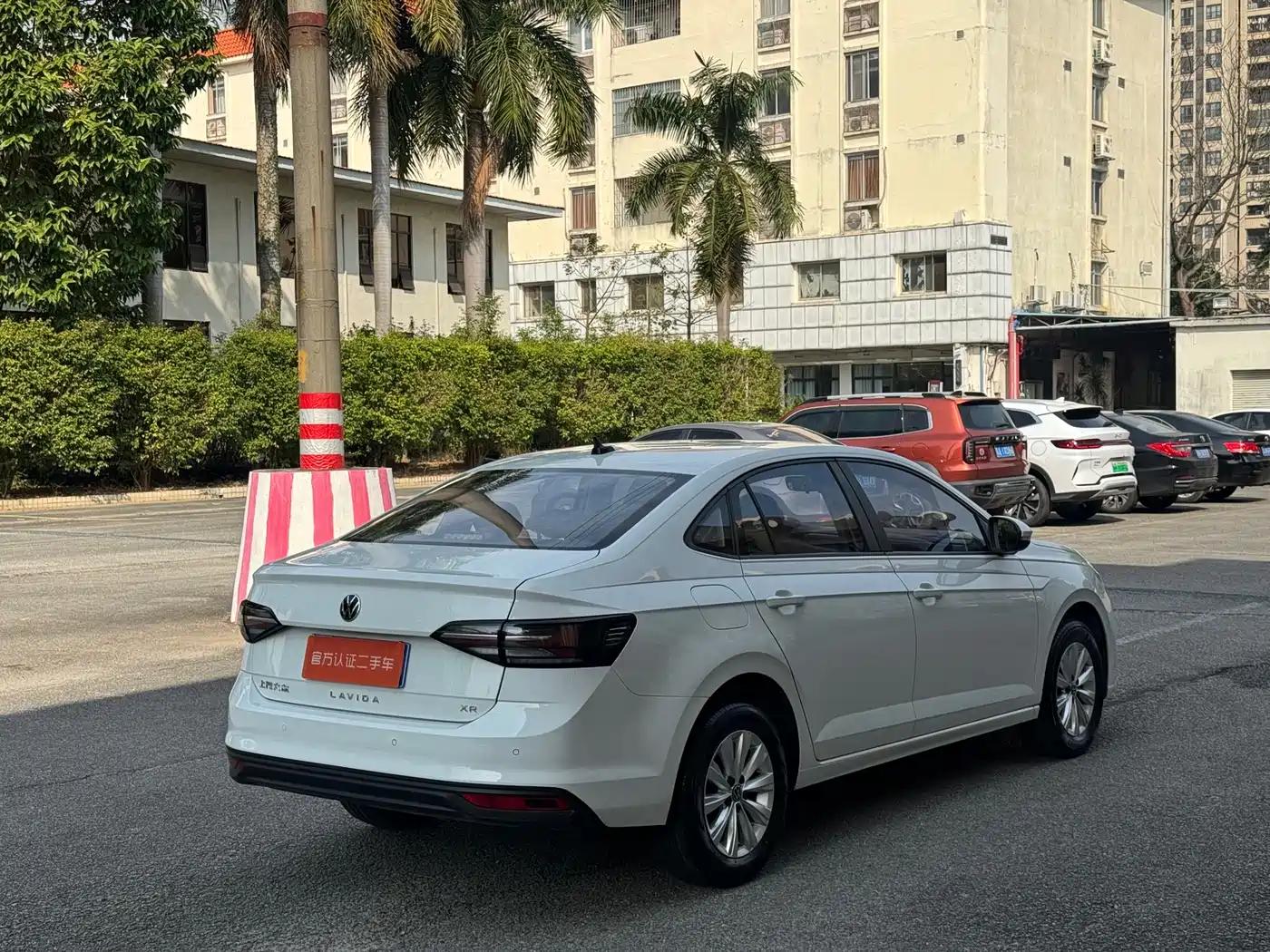 Volkswagen Lavida 2023 Xinrui 1.5L Auto Xinyi Edition фото 6