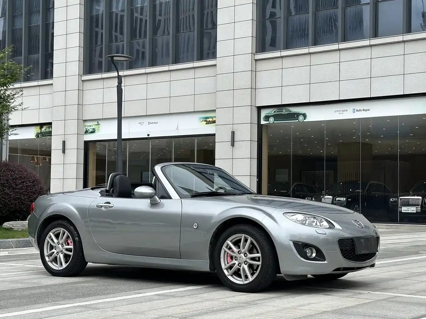 Mazda MX-5 2010 2009 2.0