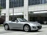 Фото 3 - Mazda MX-5