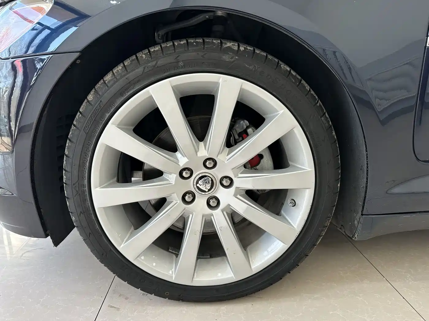 Jaguar XF 2009 2009 Model XF 3.0L V6 Luxury Edition