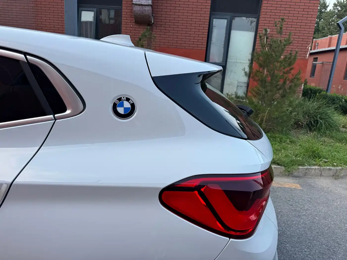 BMW X2 (Import) 2019 2019 sDrive25i Leading M Off-Road Package China VI