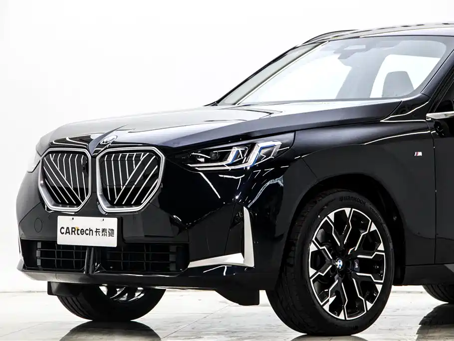 BMW X3 2025 xDrive30L Premium Model M Sport Black Package фото 8