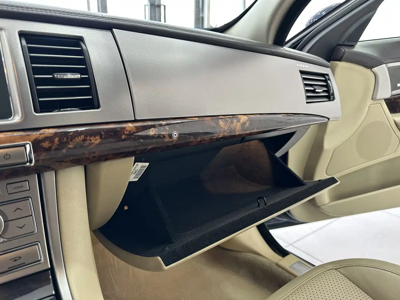 Jaguar XF 2009 2009 Model XF 3.0L V6 Luxury Edition