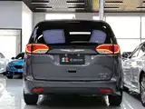 Фото 22 - Chrysler Pacifica