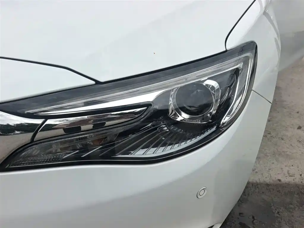 Buick Excelle 2018 15T Dual Clutch Elite (China V) фото 24