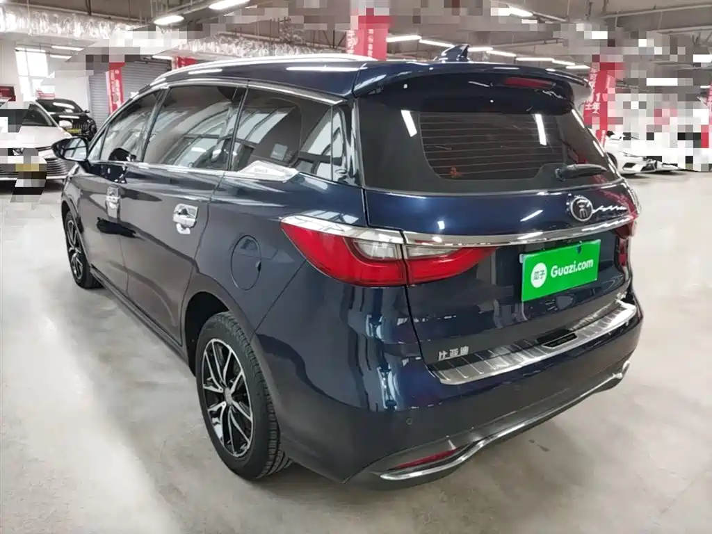 BYD Song MAX 2018 1.5T Auto Smart Connected Elite 6-Seater фото 5