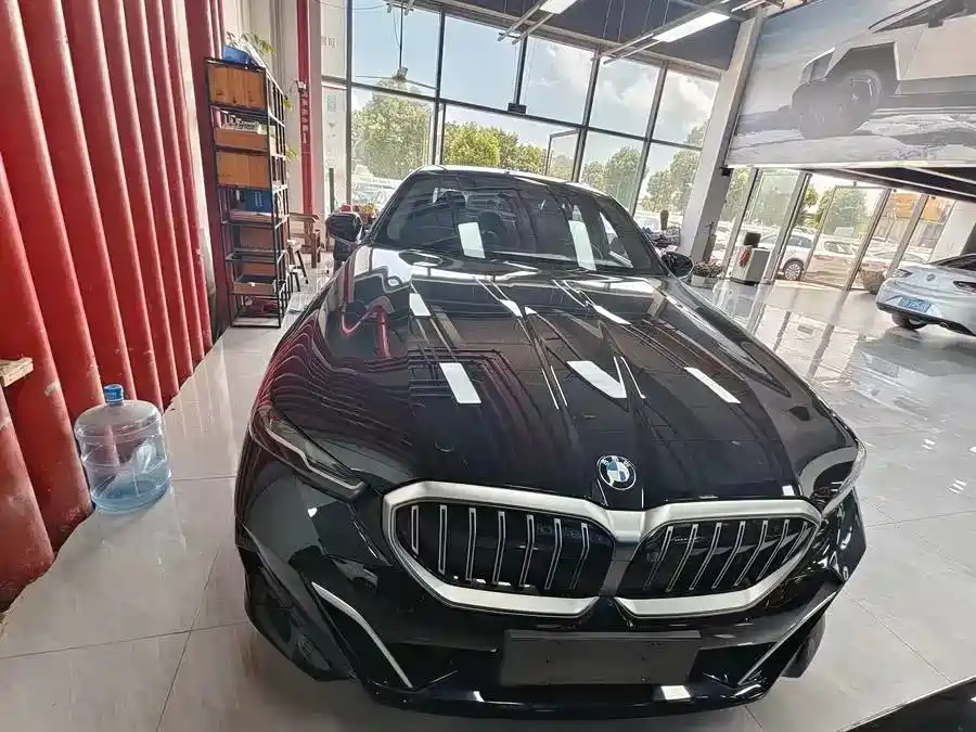BMW 5 Series 2024 530Li Premium M Sport Package фото 2