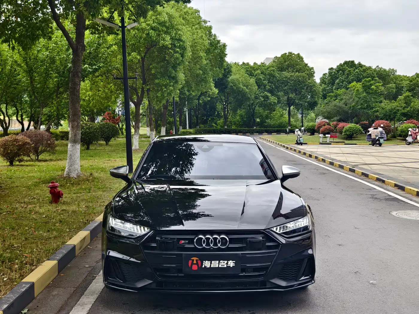 Audi S7 2023 2.9 TFSI quattro фото 2