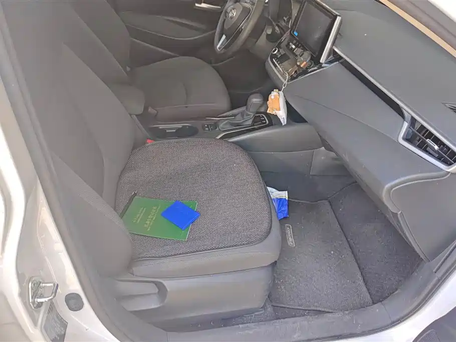 Toyota Corolla 2021 1.2T S-CVT Sport Edition фото 8
