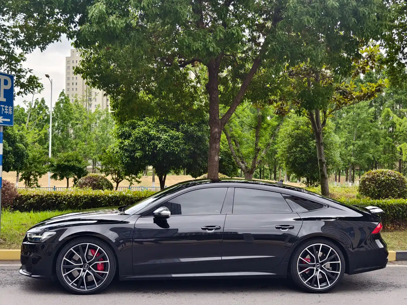Audi S7 2023 2.9 TFSI quattro фото 3