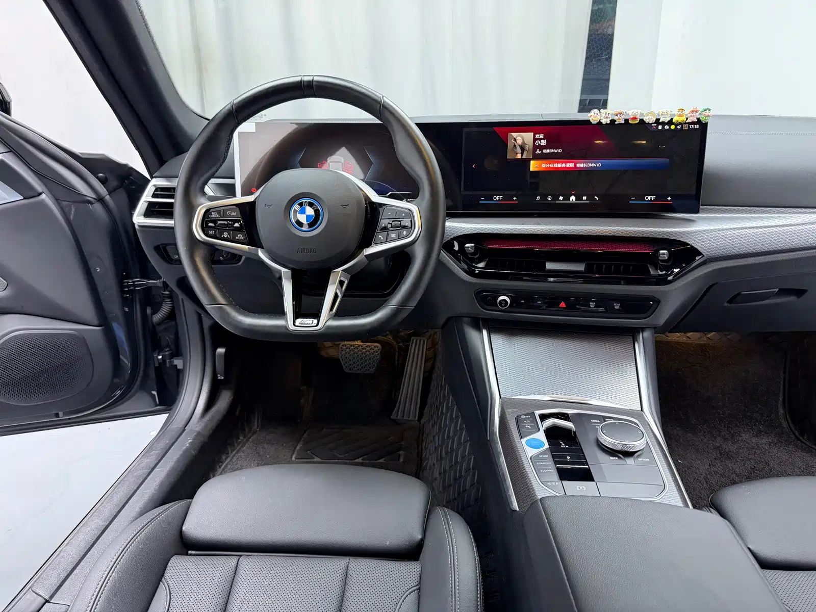 Фото 9 - BMW i4