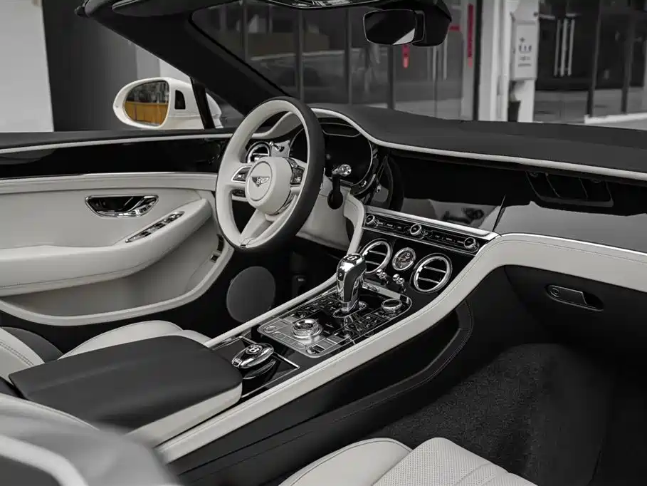Фото 4 - Bentley Continental